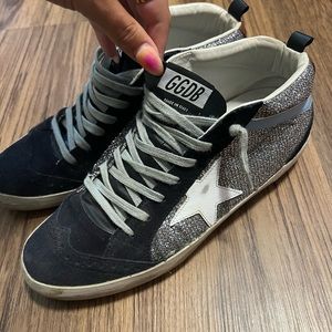 Black and silver golden goose mid stars size 40